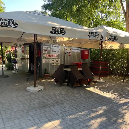Tuende Vendeghaz Apartment Fokto